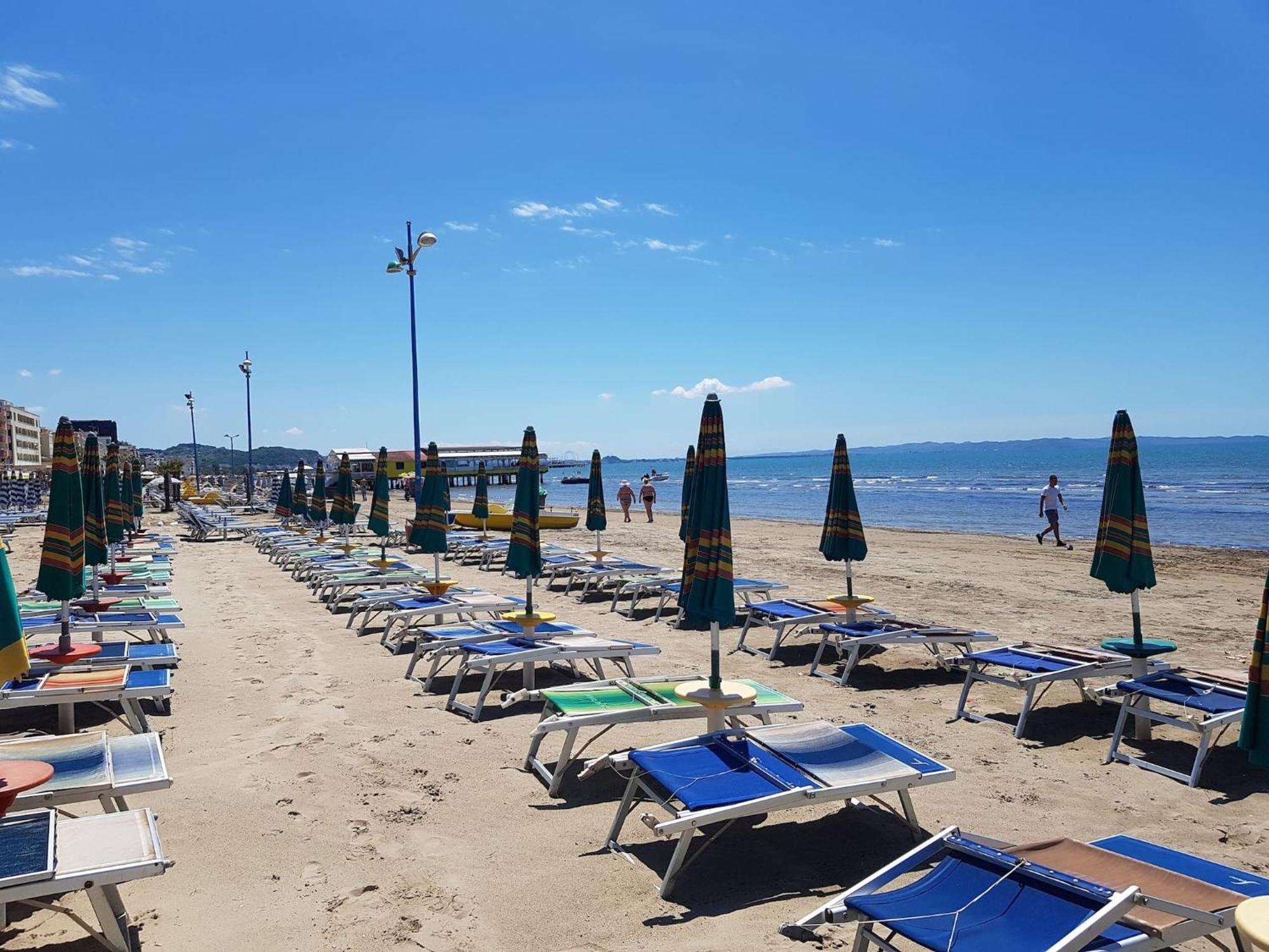 Sea View Apartments In Durrës Exterior foto